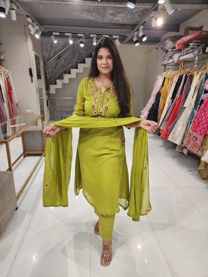 Green embroided pocket suit