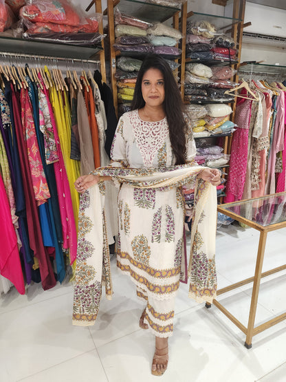 A line curosia cotton suit