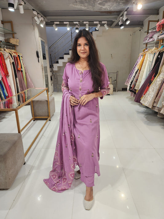 Mull cotton embroided suit