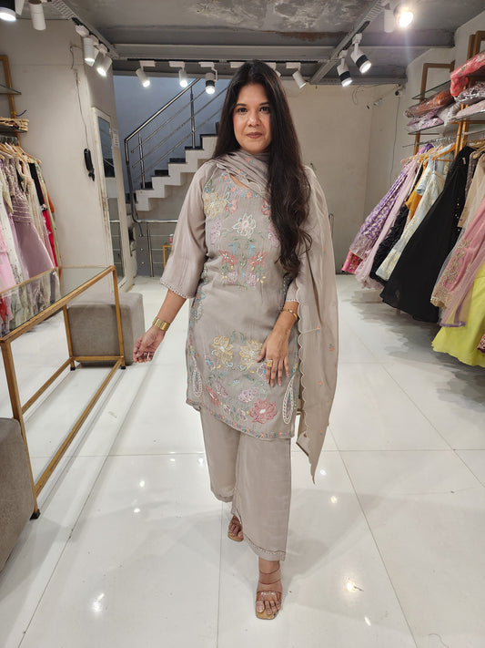 Embroided co-ord set with dupatta