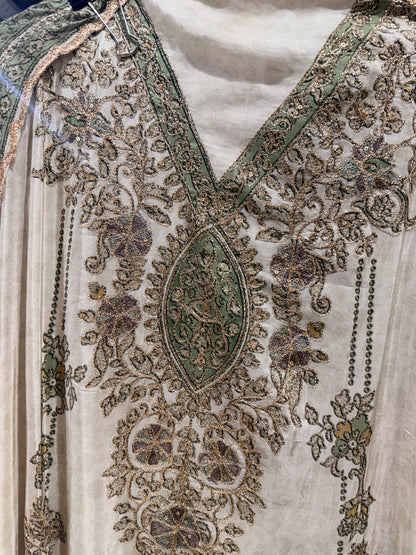 Crepe unstitched suit