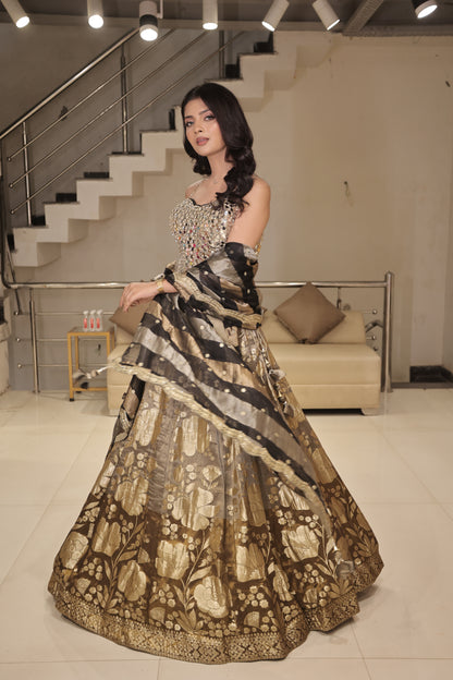 Black step mirror lehenga