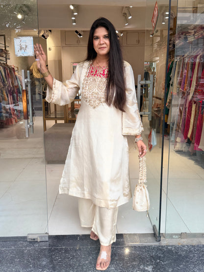 Off white embelished co-ord set with potli