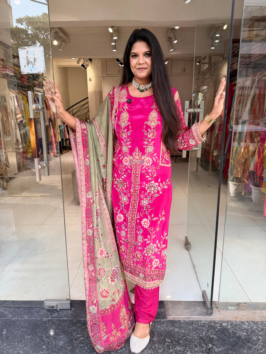 Digital print crepe suit