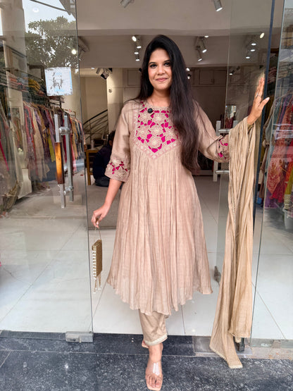 Mull chanderi eplique cut A line suit