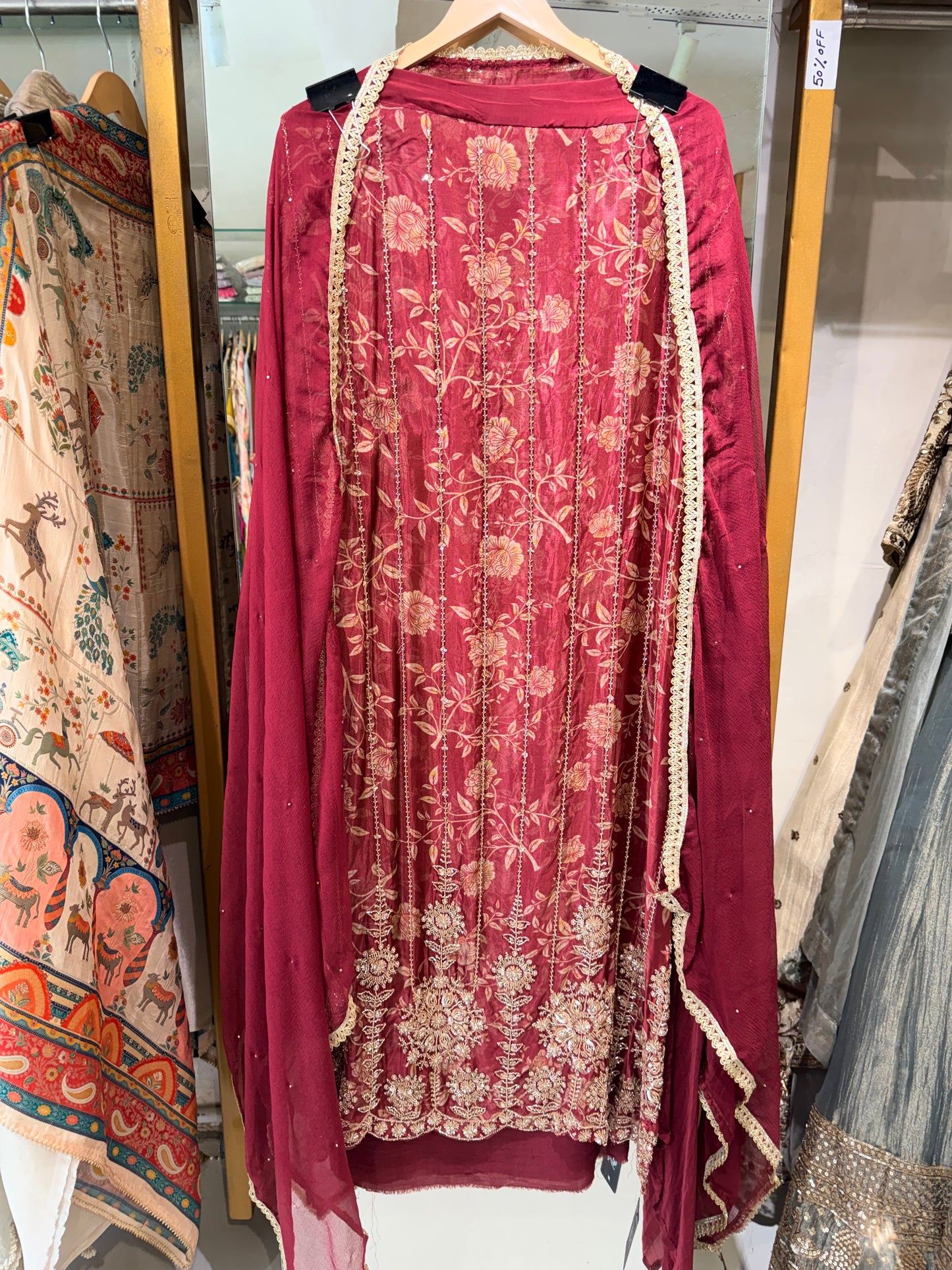 Crepe unstitched suit