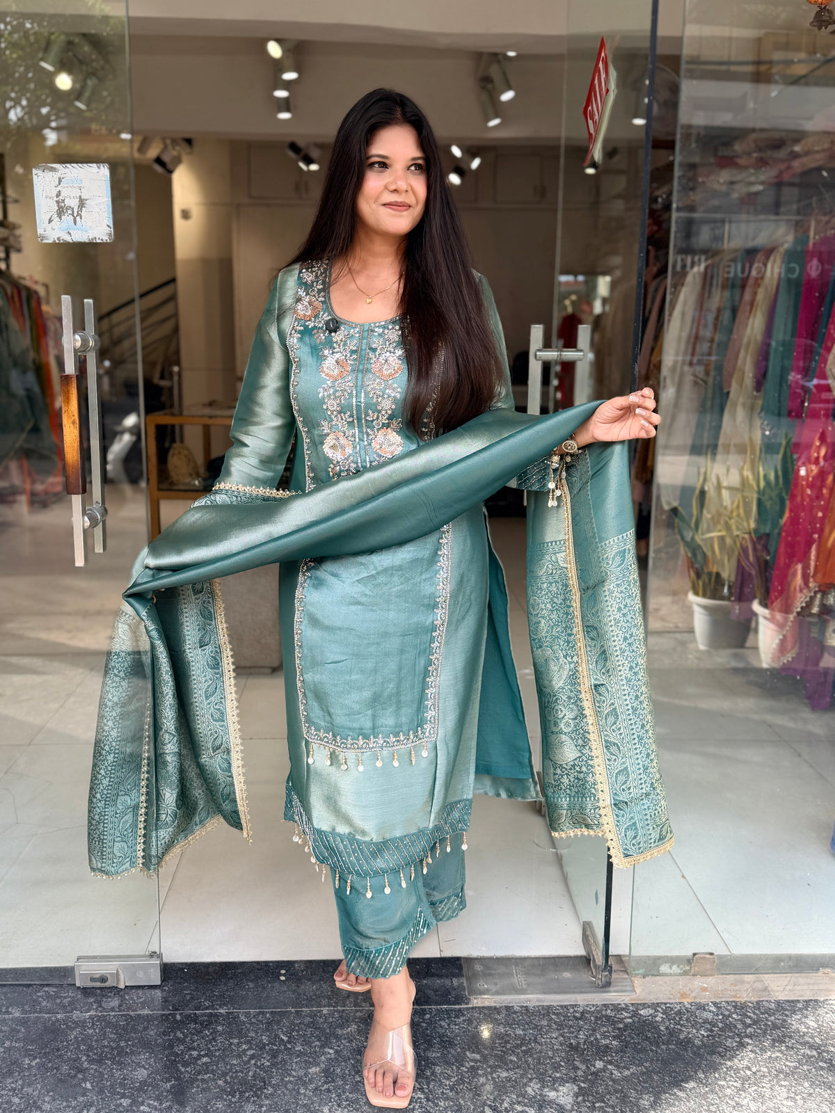 Girraf tissue colour blocking suit