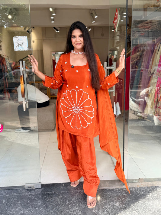 Pearl work princess crepe farshi suit