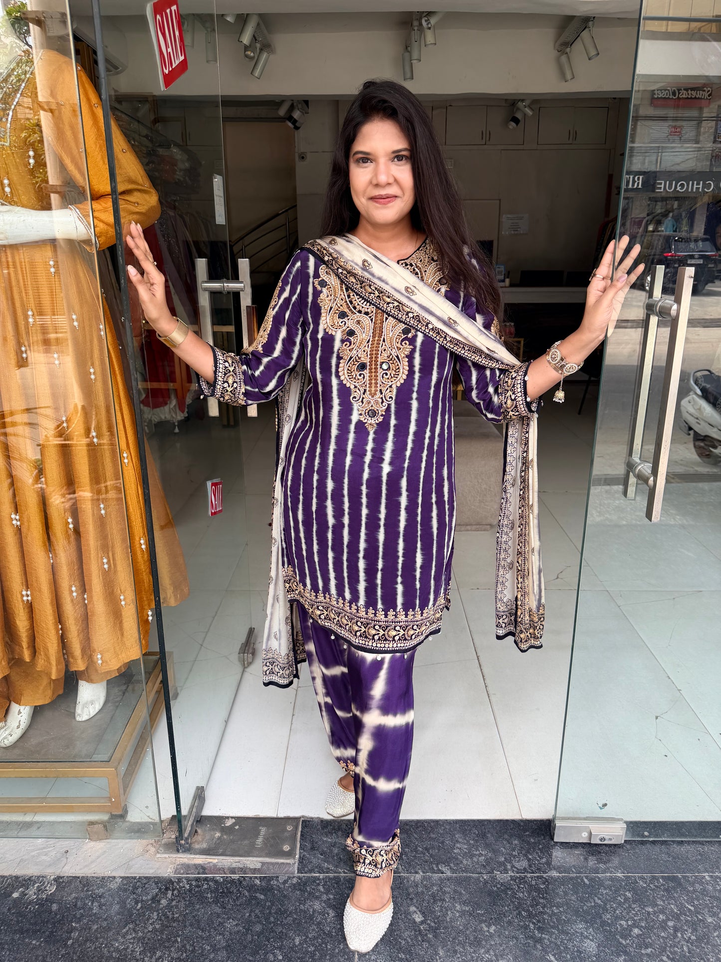 Crepe leheriya suit