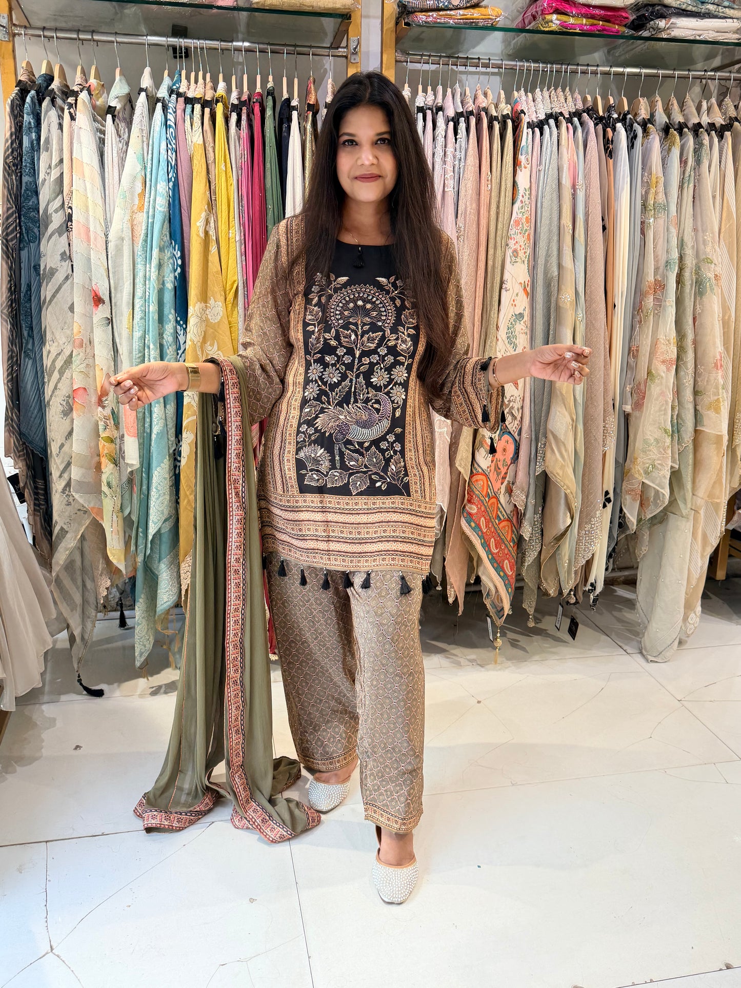 Crepe farshi salwar