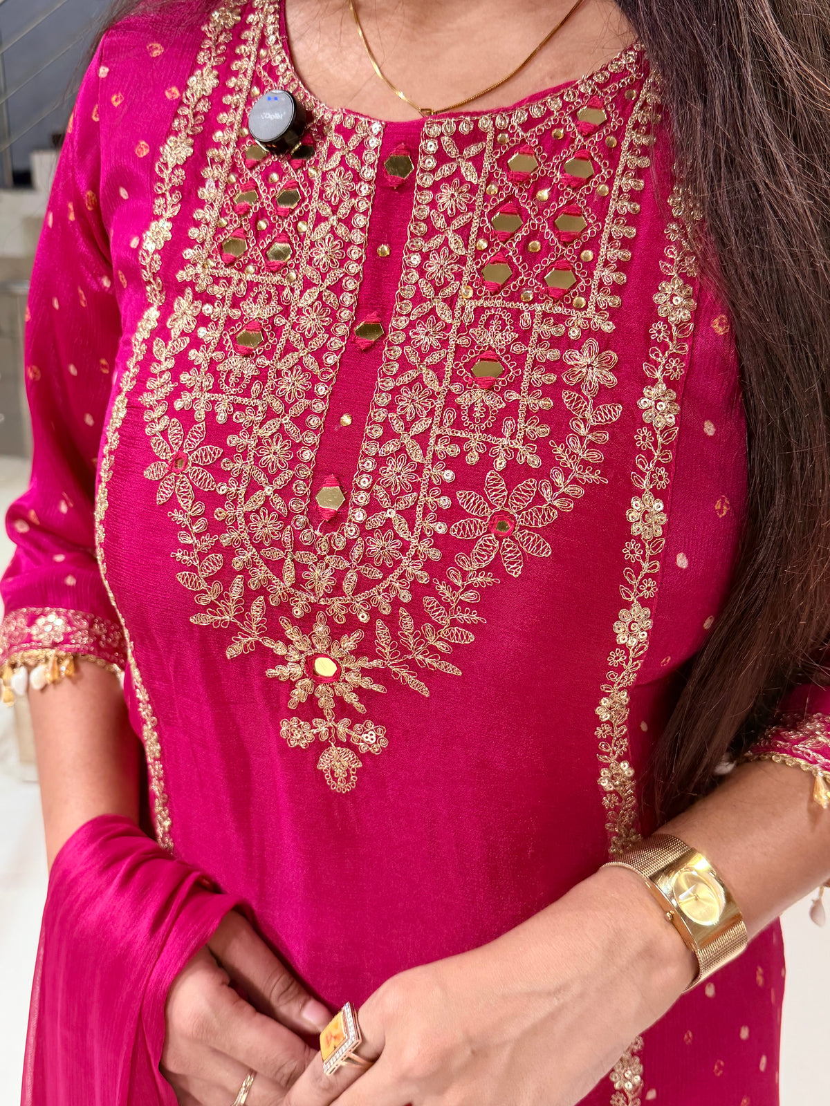 Chinon mirror work suit