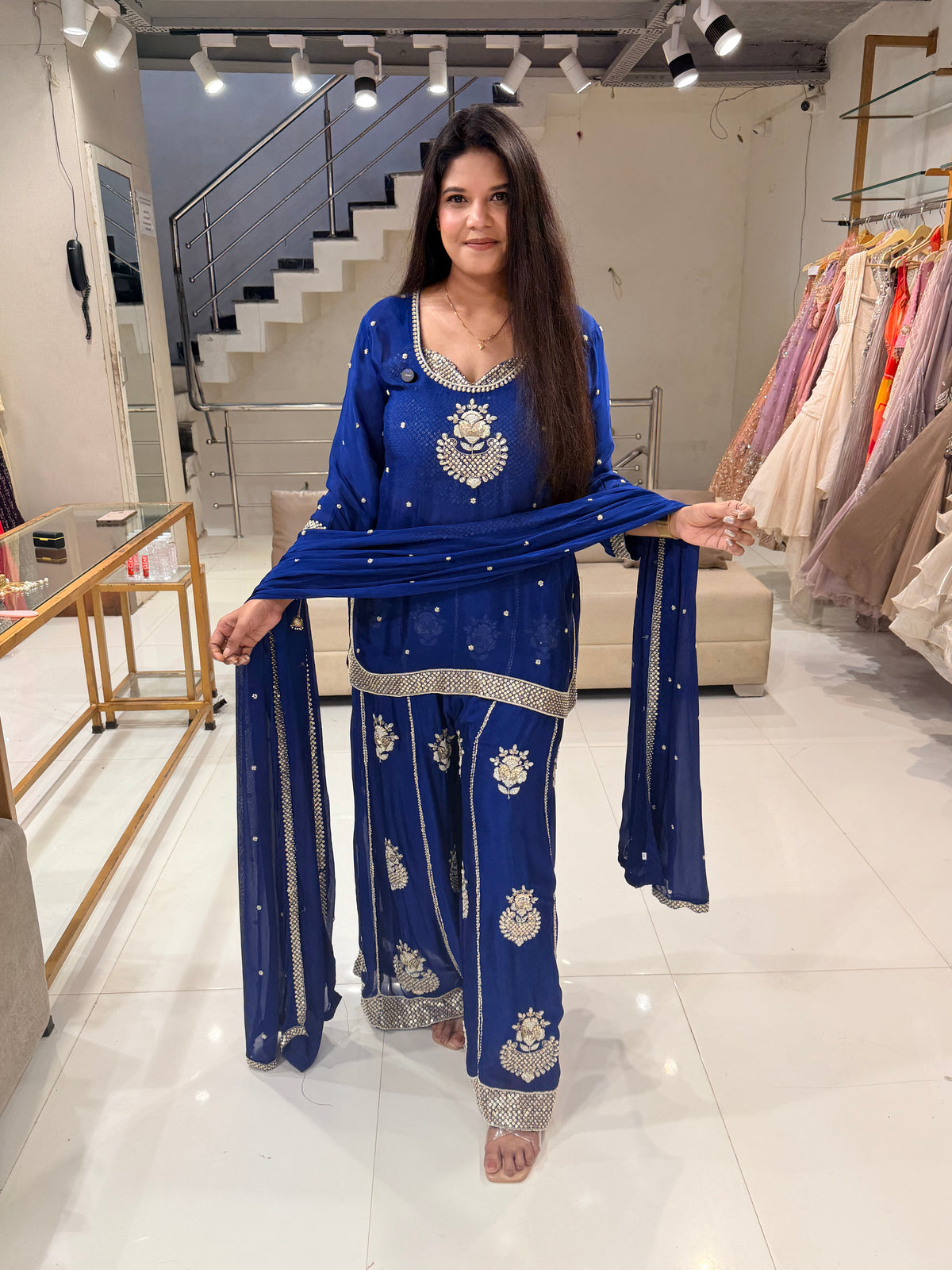Bustier chinon embroidered sharara suit