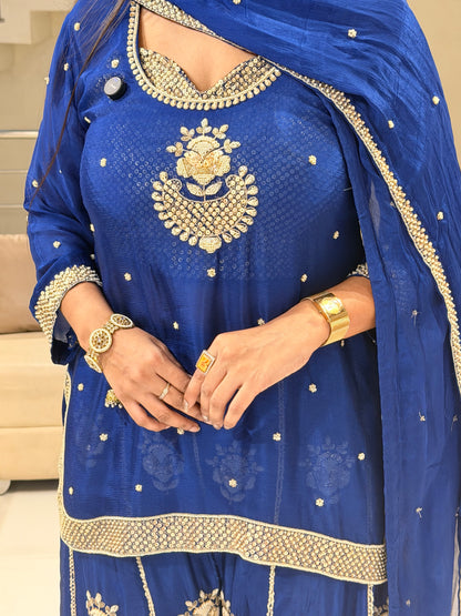 Bustier chinon embroidered sharara suit