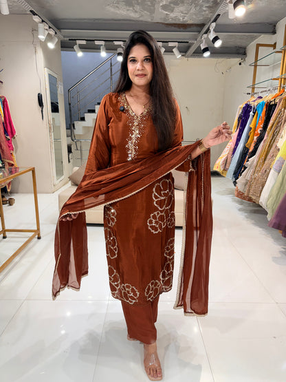 Crepe embellished straight cut suit