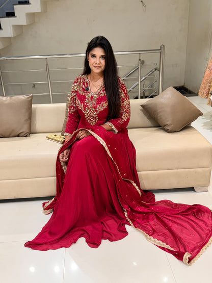Shoulder work chinon maxi gown suit