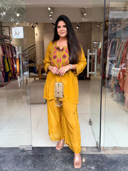 Crepe embellished co-ord set