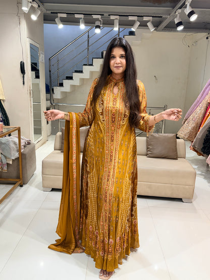 Crepe anarkali suit