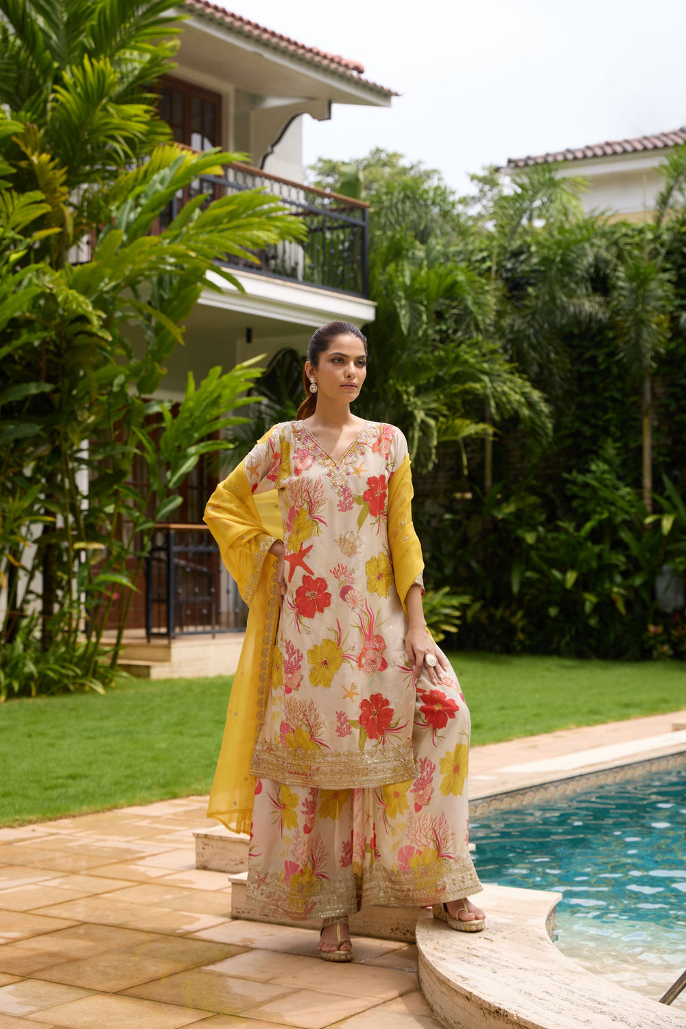 Shop Premium Pool Party Outfits For Women Online Modern Sahiba Page 2 MODERNSAHIBA