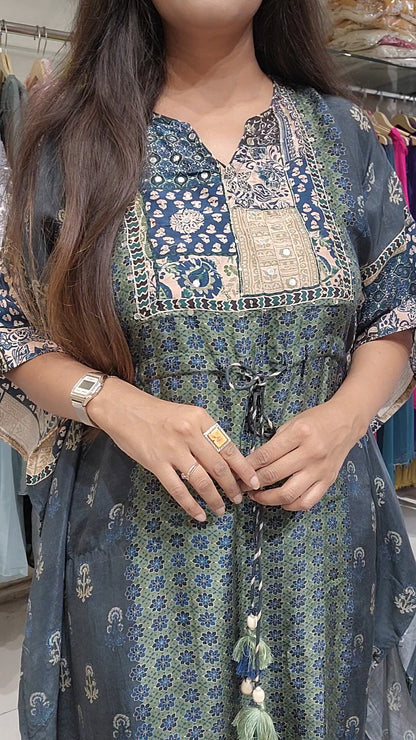 Pastel Shades of blue knotted kaftan set