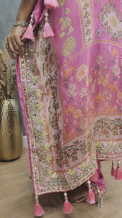 Sheesh Pink kaftaan with tulip and potli